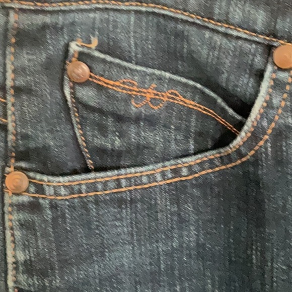 Wrangler Blue Straight Leg Jeans with Iconic Stitching - Picture 6 of 8